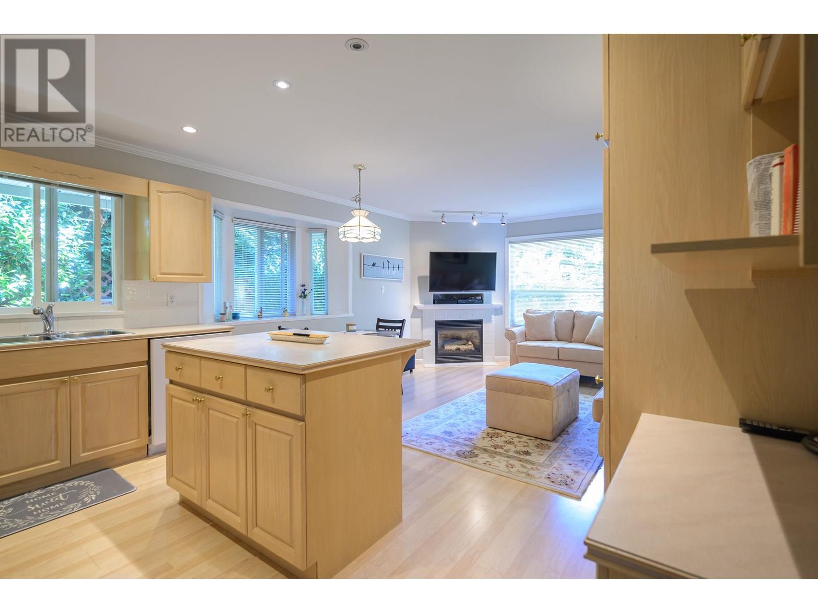 Photo 13 of 4814 Glendale Avenue, Ladner BC