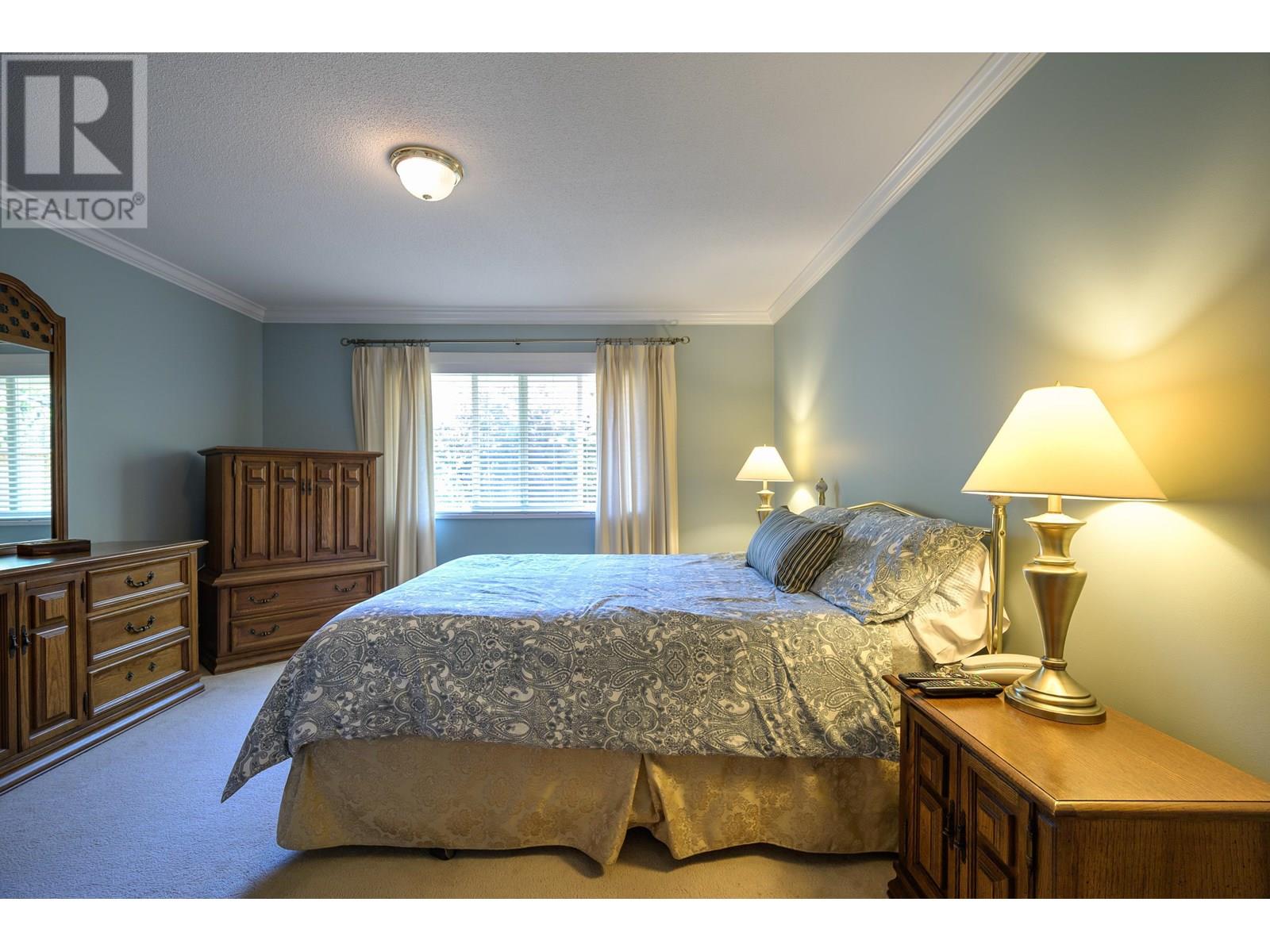 Photo 24 of 4814 Glendale Avenue, Ladner BC