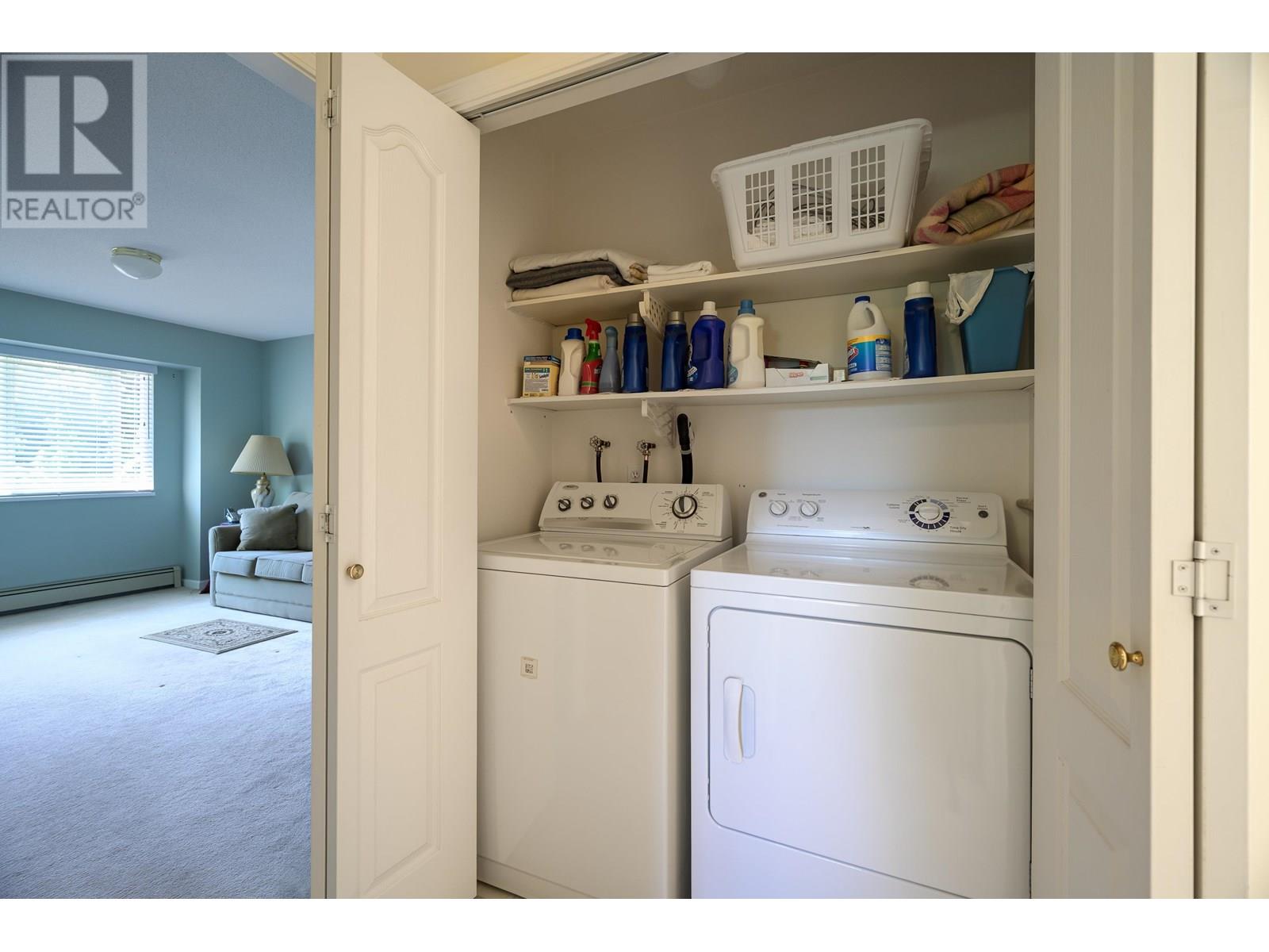 Photo 32 of 4814 Glendale Avenue, Ladner BC