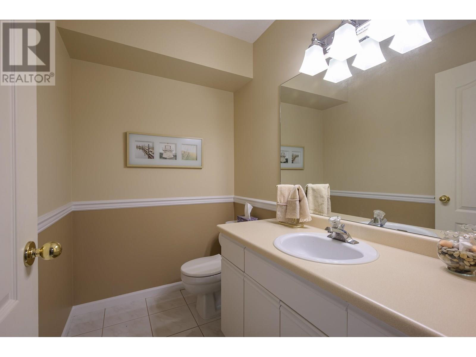 Photo 33 of 4814 Glendale Avenue, Ladner BC