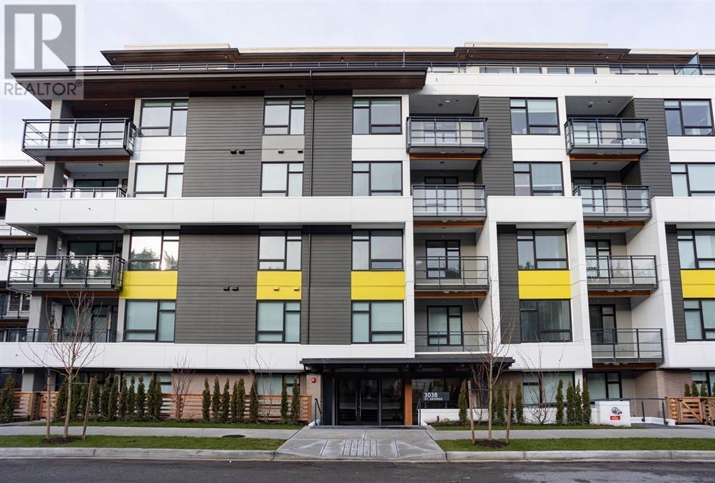 Photo 1 of 104 3038 St George Street, Port Moody BC