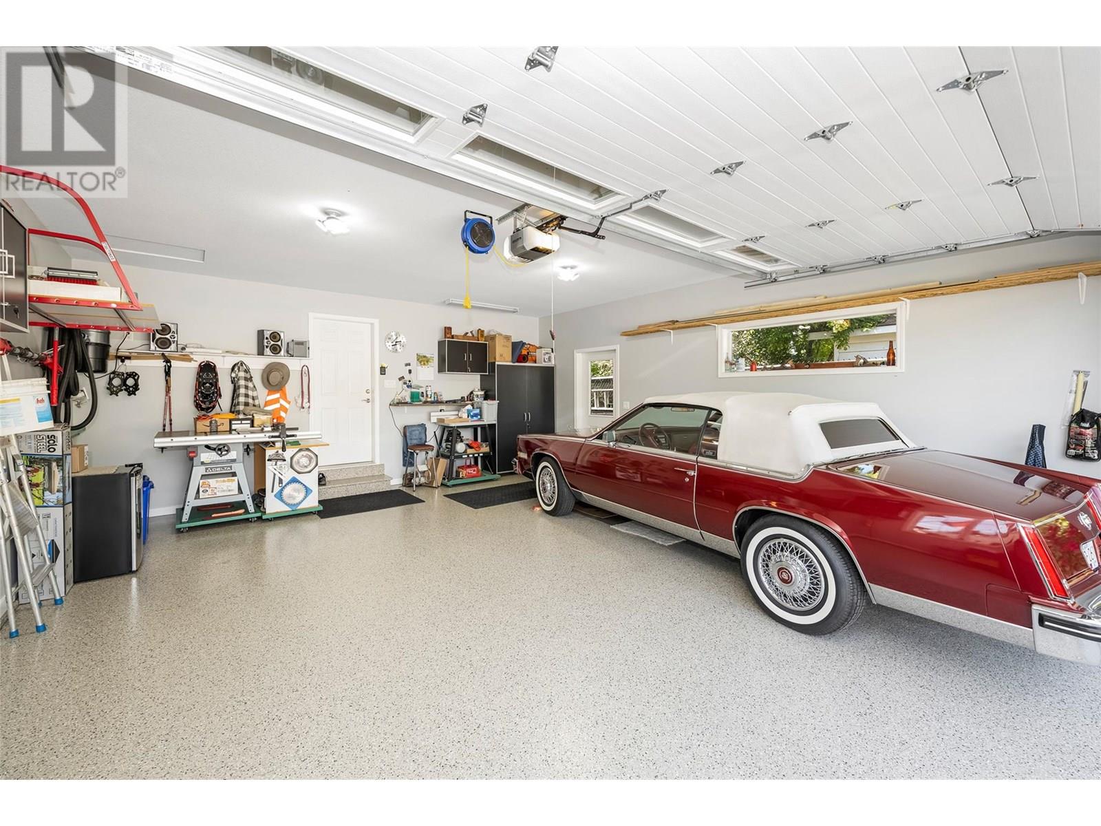 3935 Pothecary Place, Armstrong