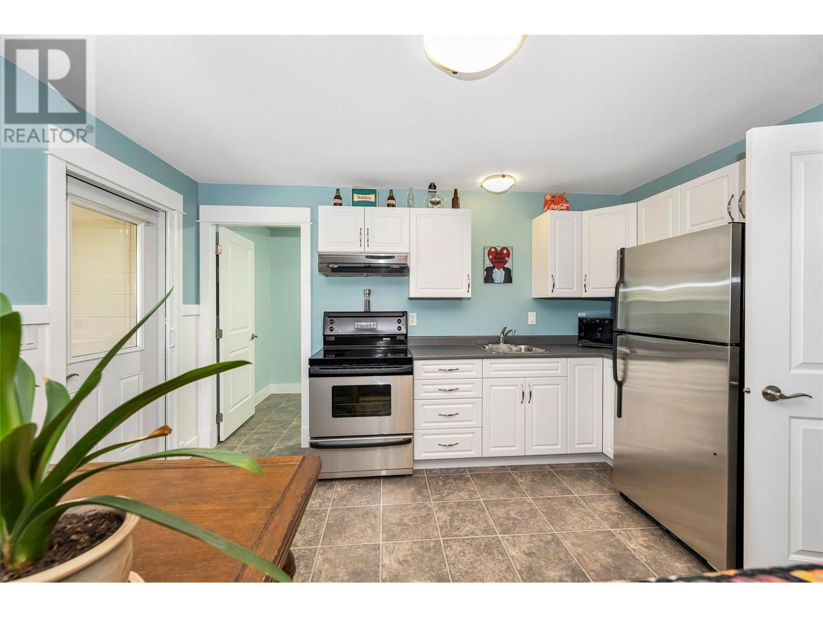 3935 Pothecary Place, Armstrong