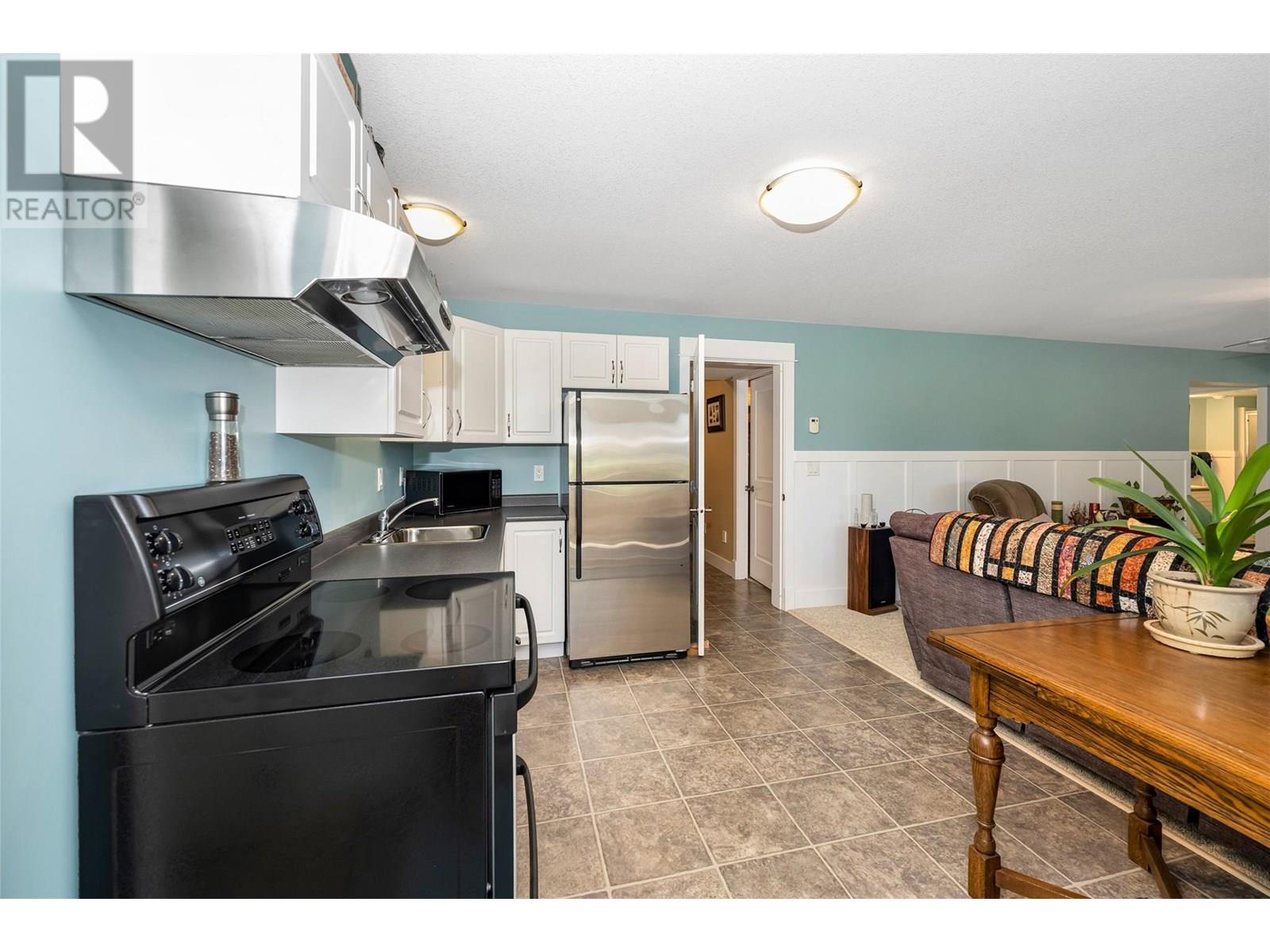 3935 Pothecary Place, Armstrong