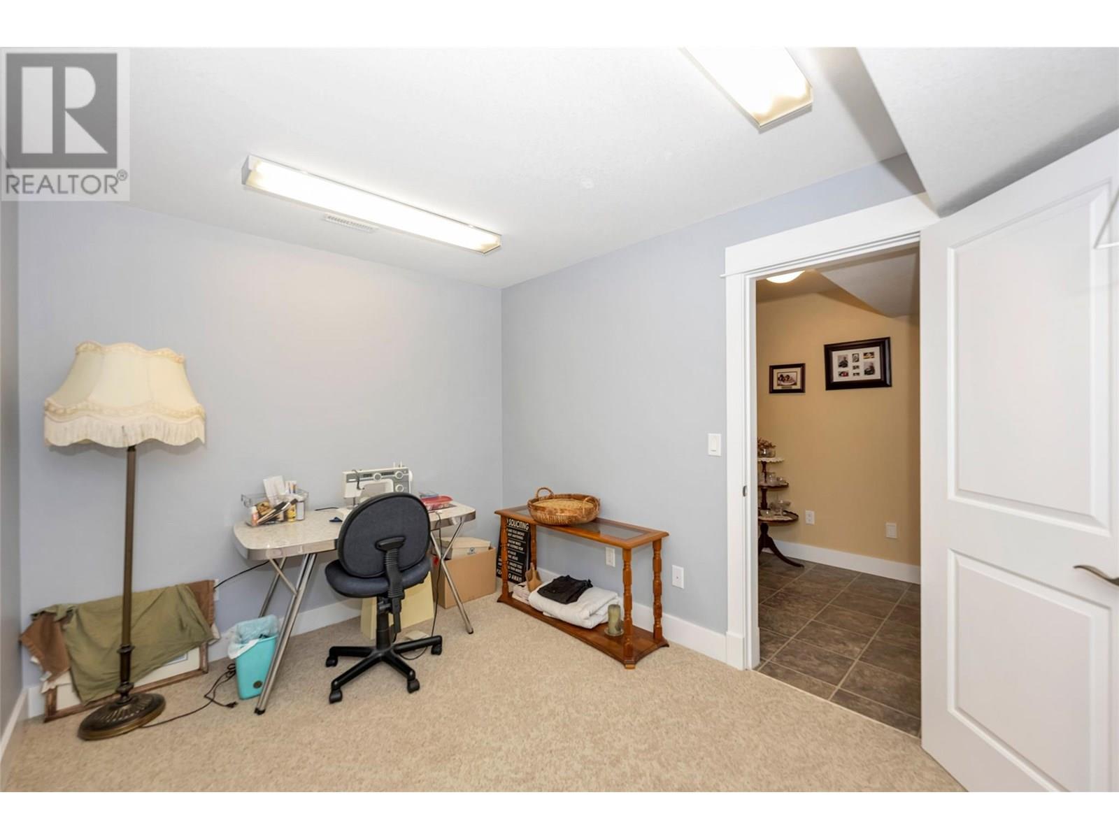 3935 Pothecary Place, Armstrong