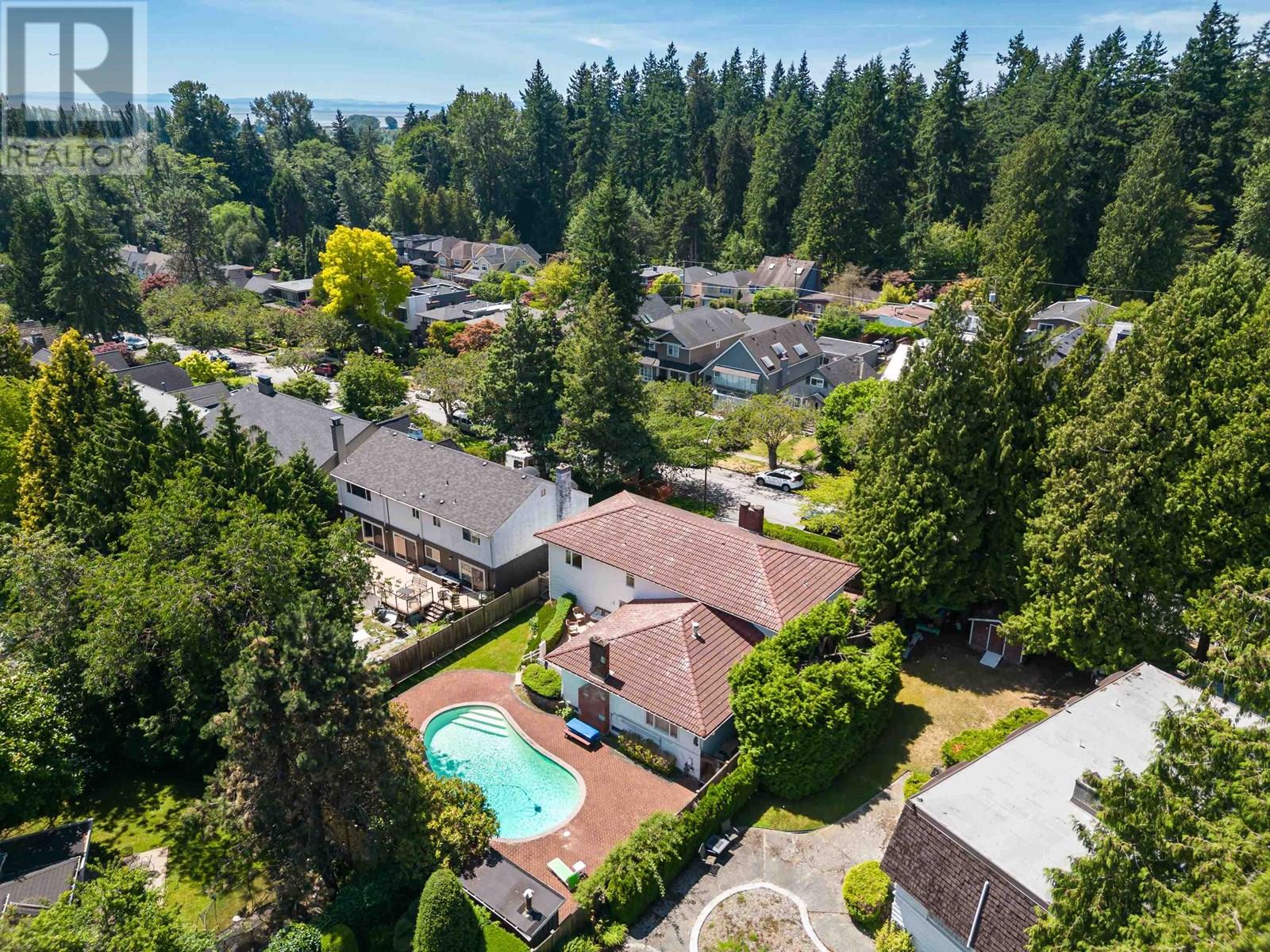 Photo 6 of 5938 Holland Street, Vancouver BC