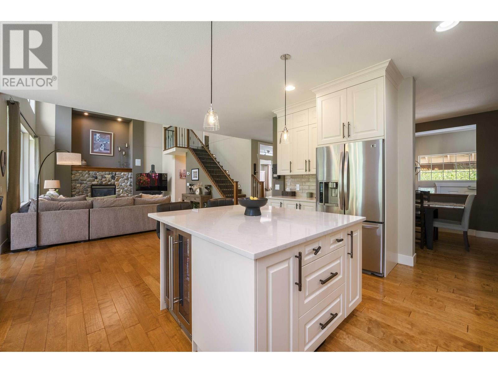 Photo 21 of 24437 Mcclure Drive, Maple Ridge BC