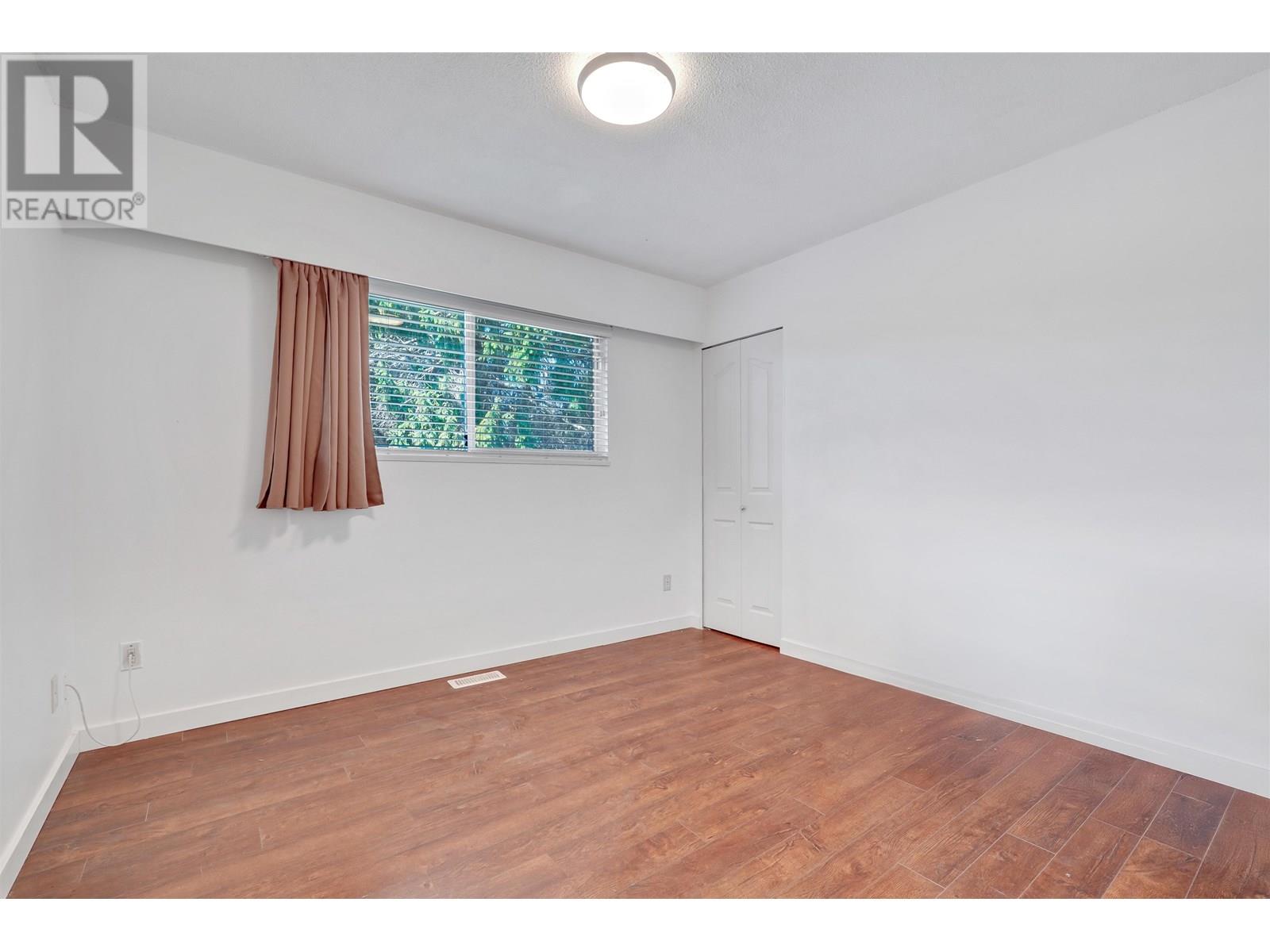 Photo 9 of 10540 Sorrel Drive, Richmond BC
