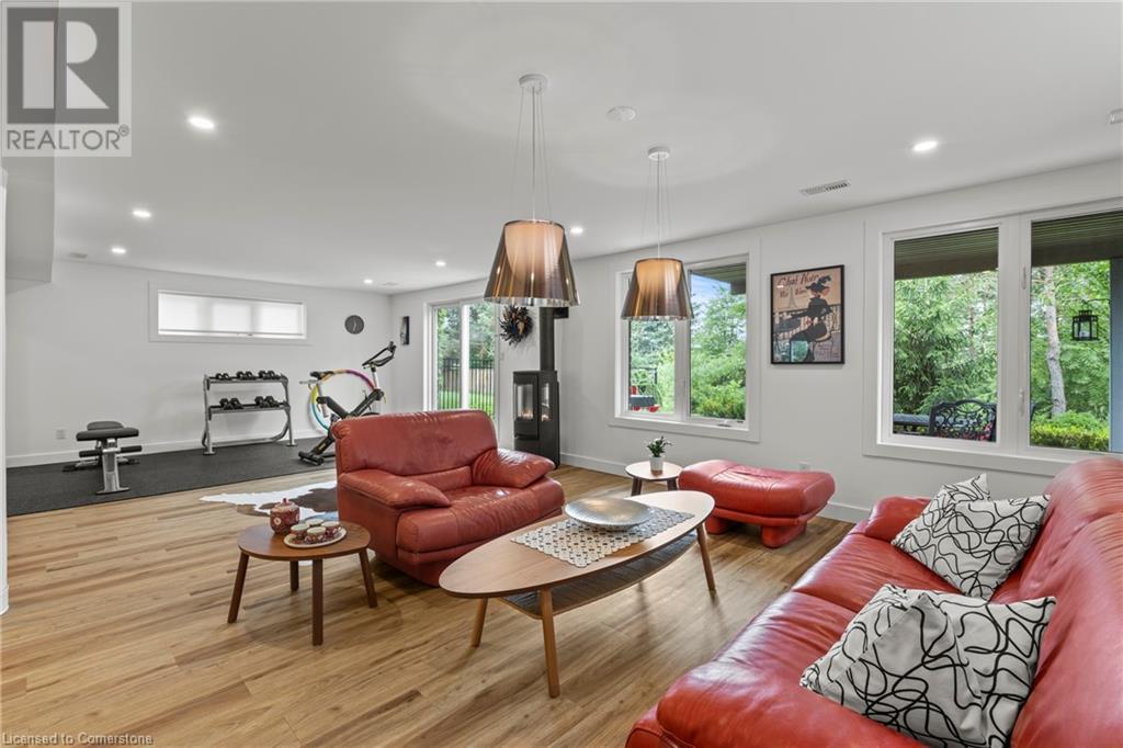 Photo 19 of 5799 Osprey Avenue, Niagara Falls ON