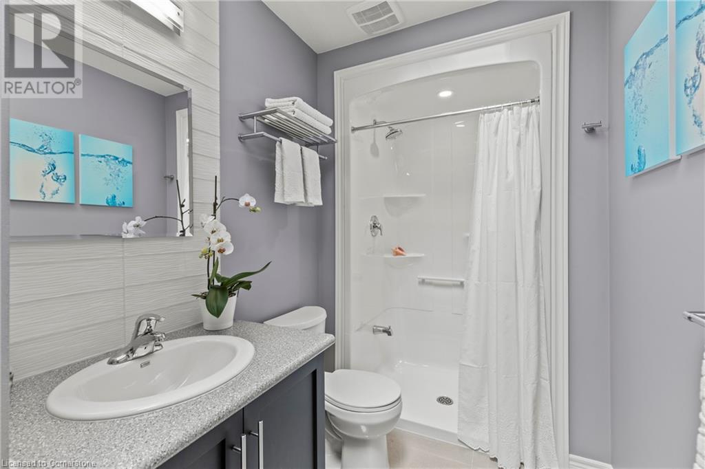 Photo 24 of 5799 Osprey Avenue, Niagara Falls ON