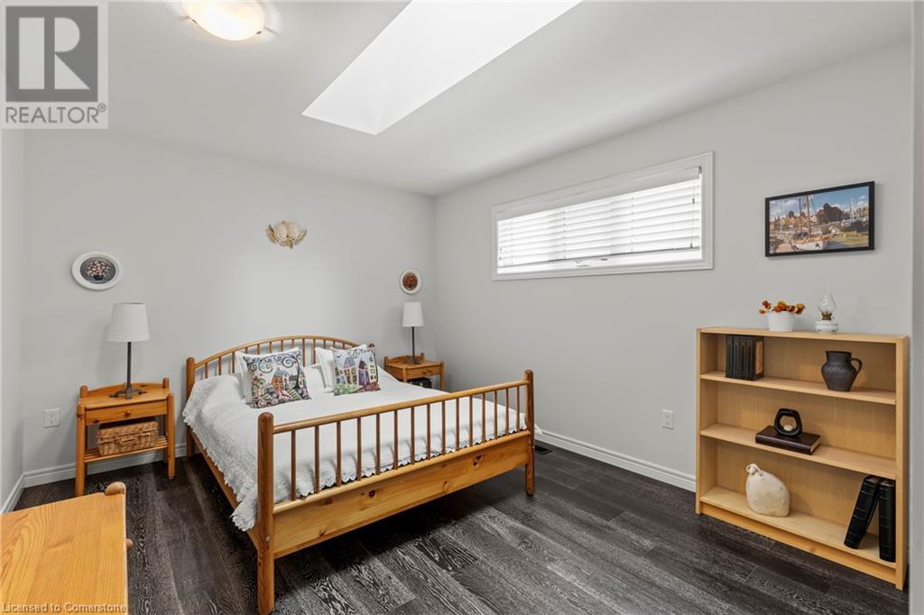Photo 18 of 5799 Osprey Avenue, Niagara Falls ON