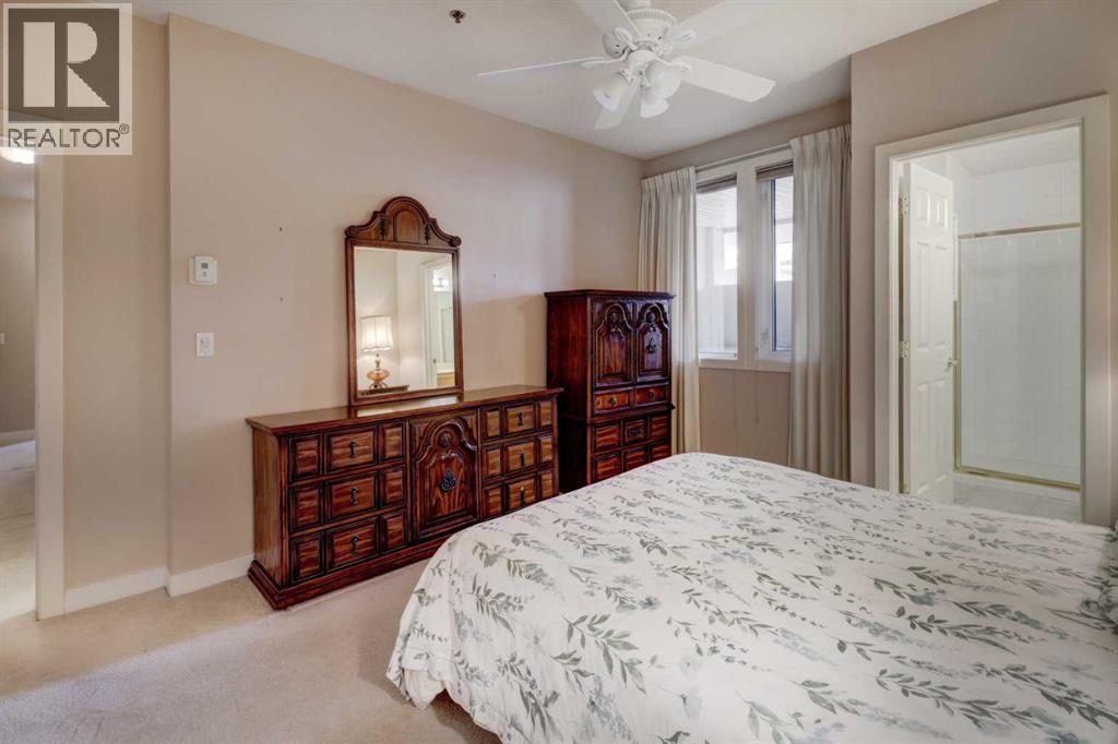 Photo 3 of 101 3412 Parkdale Boulevard Nw, Calgary AB