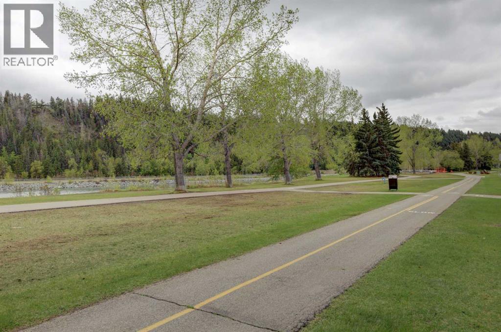 Photo 19 of 101 3412 Parkdale Boulevard Nw, Calgary AB