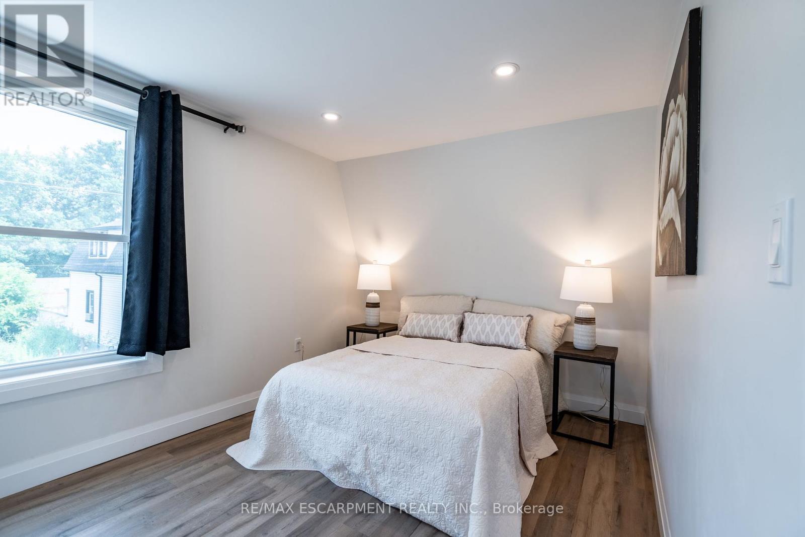 Photo 23 of 1 Prince Street, St Catharines ON