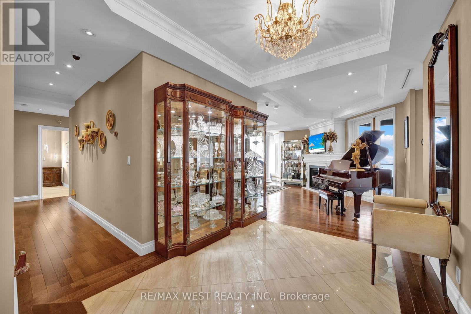 Photo 17 of 5 W 174 Mountain Park Avenue, Hamilton ON