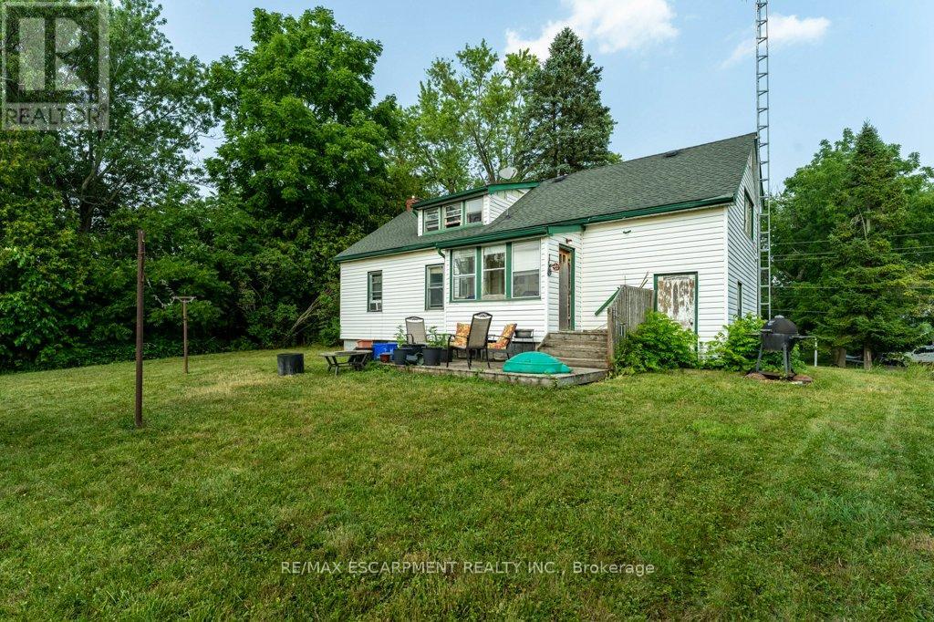 Photo 2 of 2490 St Anns Road, West Lincoln ON