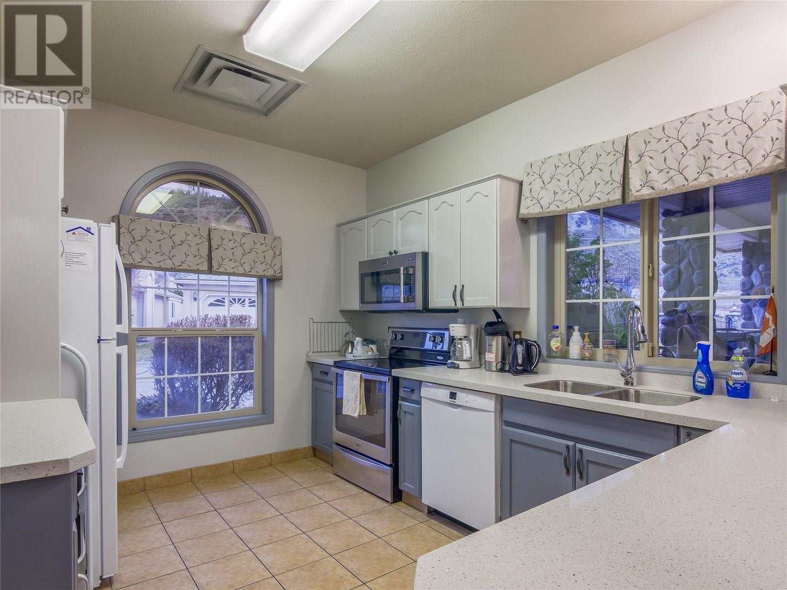 138 3333 South Main Street, Penticton