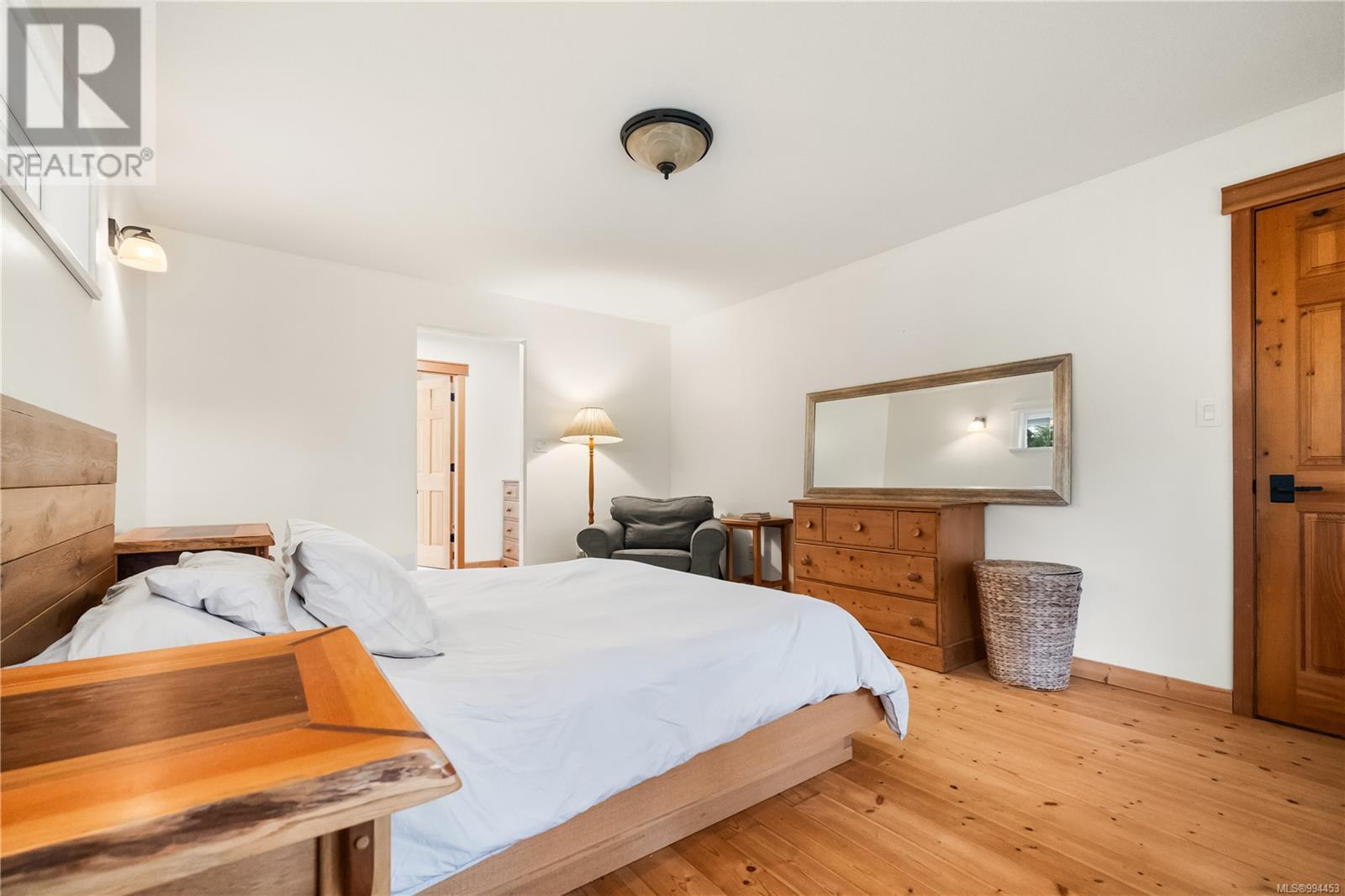 583 Nature Park Dr, Campbell River