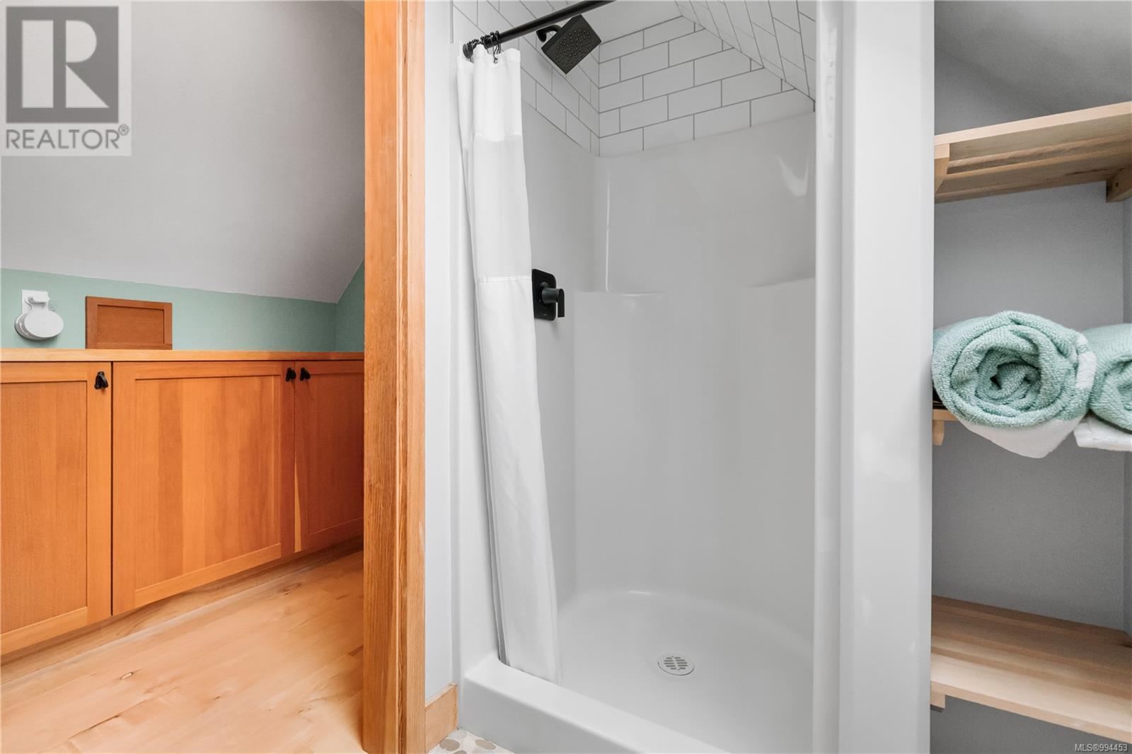 583 Nature Park Dr, Campbell River