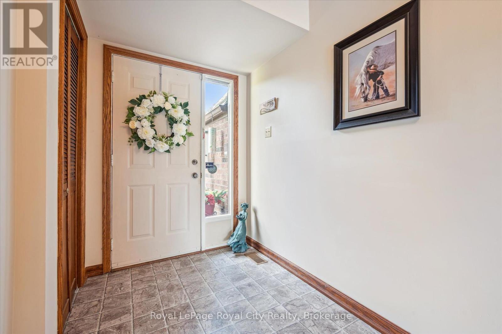 Photo 7 of 5792 8th Line E, Guelph Eramosa ON