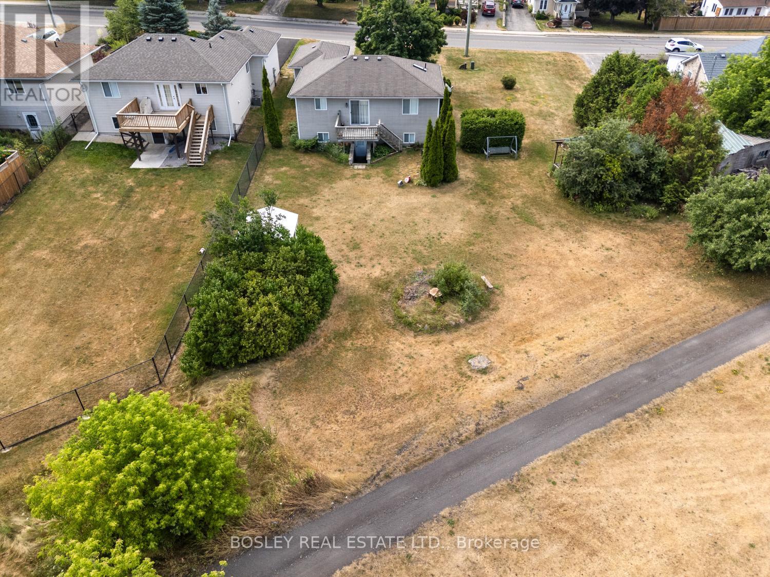 Photo 35 of 77 Water Street, Trent Hills ON