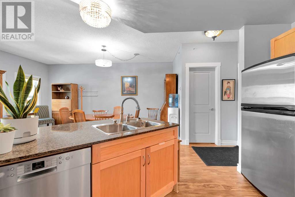 Single Family House for Sale in   Lake Fraser Drive SE Lake Bonavista Calgary 