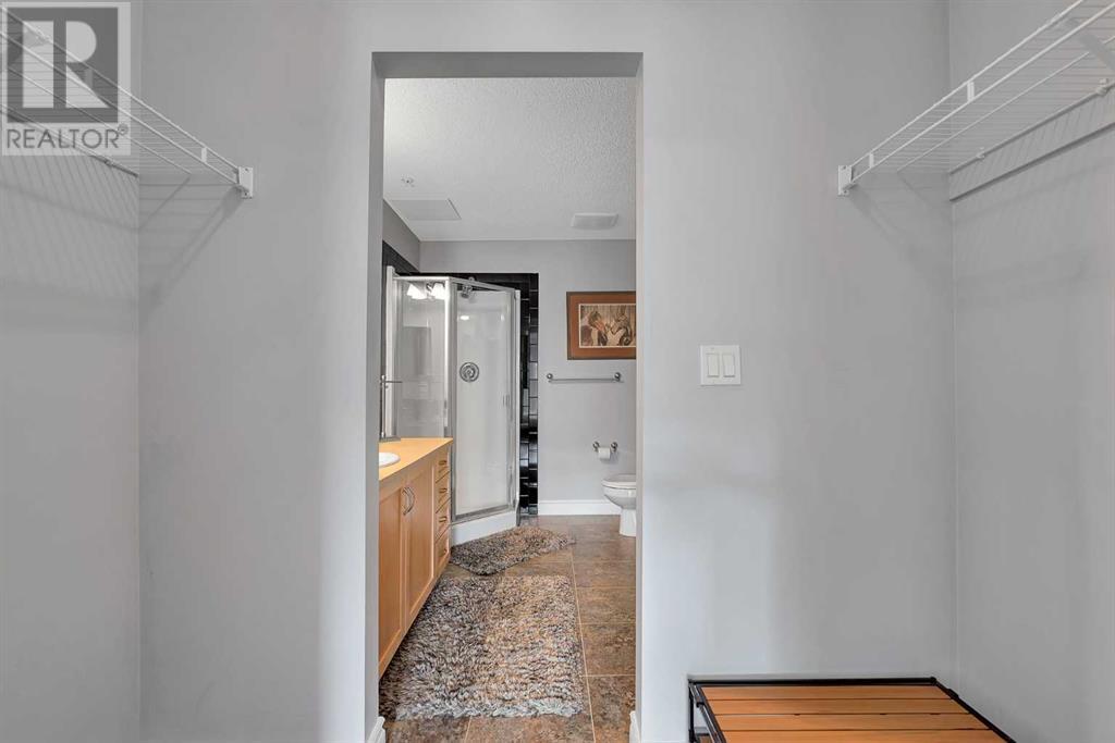Single Family House for Sale in   Lake Fraser Drive SE Lake Bonavista Calgary 