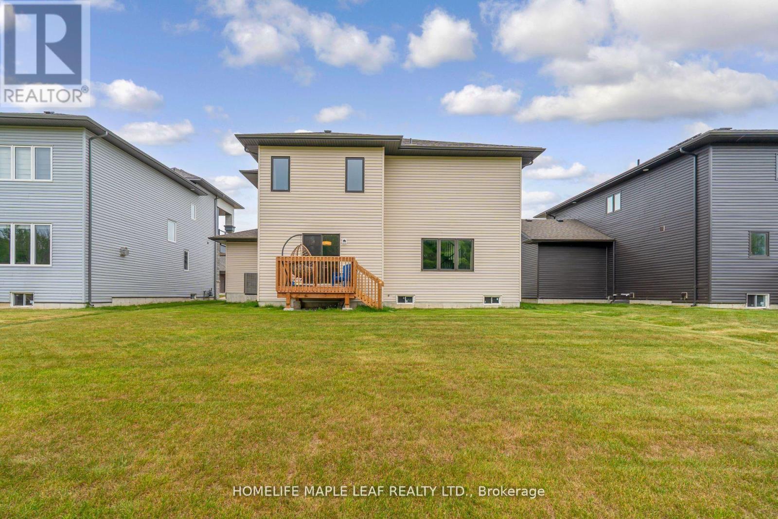 Photo 30 of 3153 Searidge Street, Severn ON