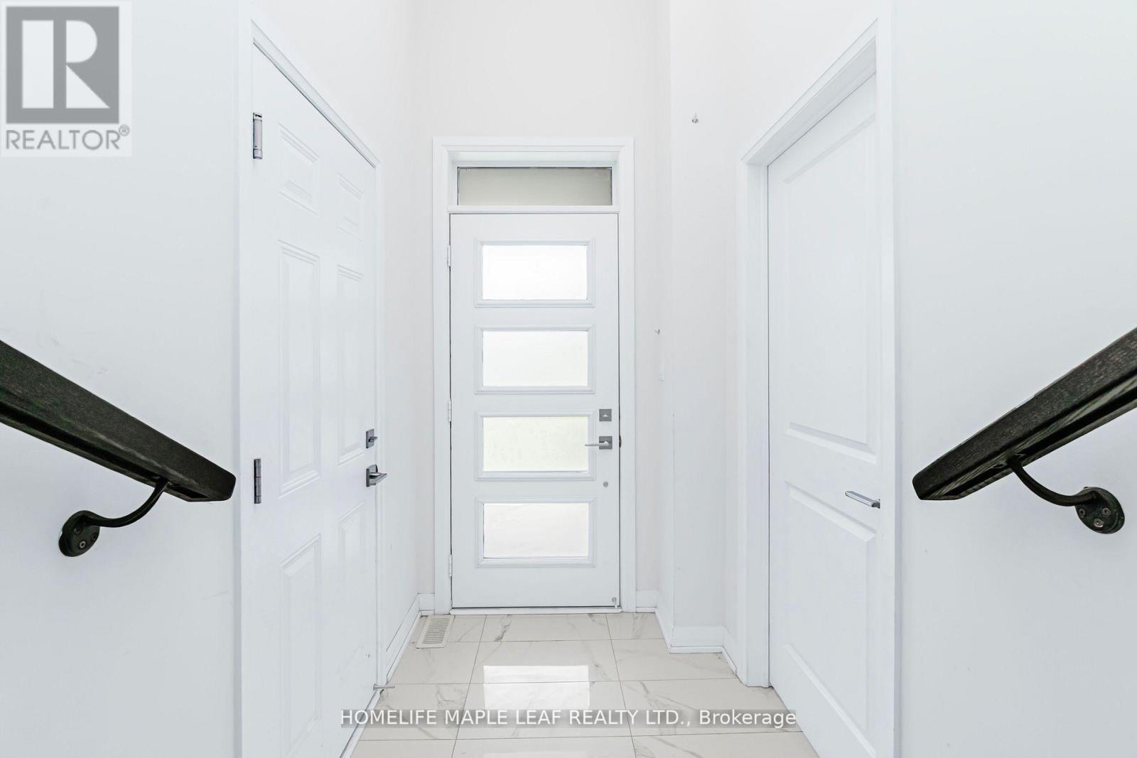 Photo 35 of 3153 Searidge Street, Severn ON