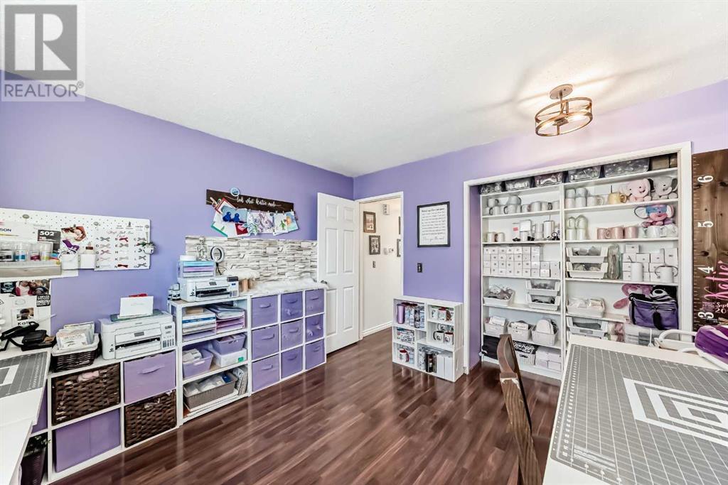 Single Family House 4 Level for Sale in  Whitehorn Drive NE Whitehorn Calgary 
