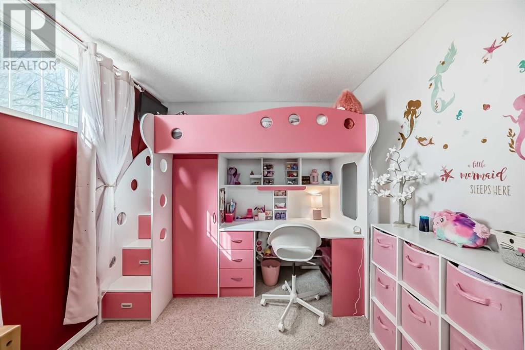 Single Family House 4 Level for Sale in  Whitehorn Drive NE Whitehorn Calgary 