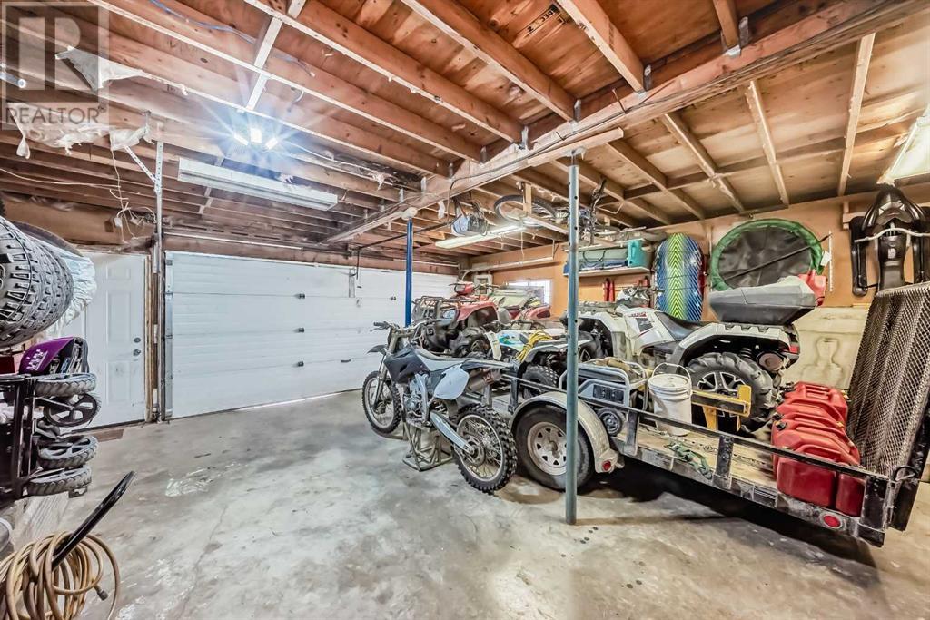 Single Family House 4 Level for Sale in  Whitehorn Drive NE Whitehorn Calgary 