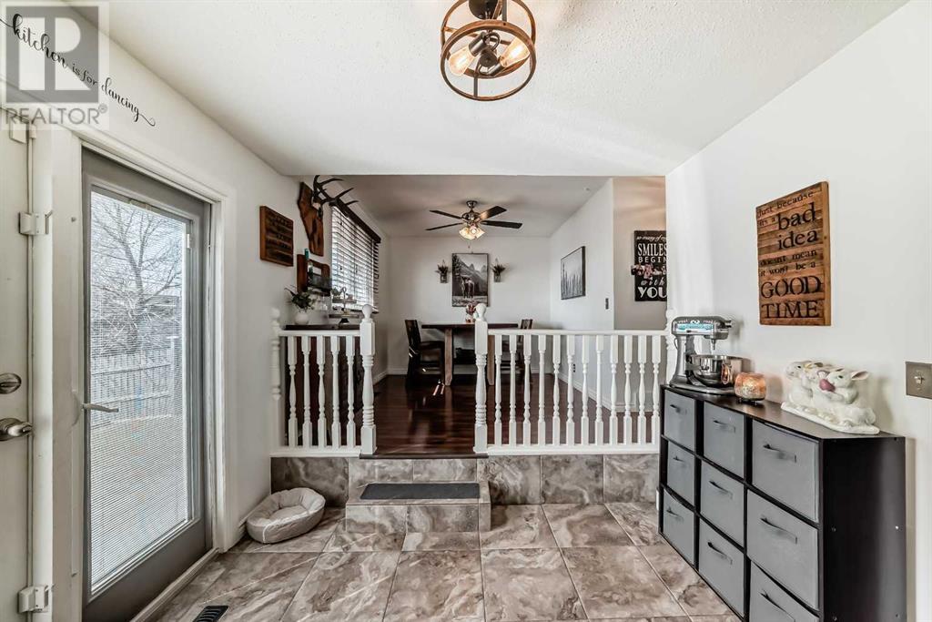 Single Family House 4 Level for Sale in  Whitehorn Drive NE Whitehorn Calgary 