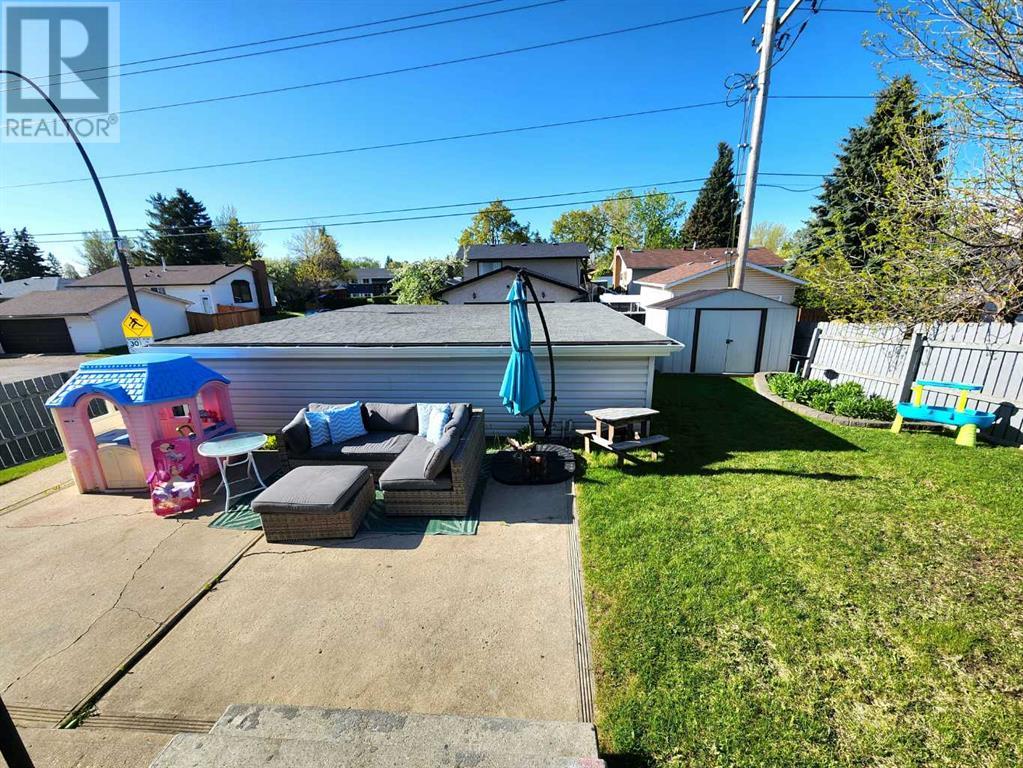 Single Family House 4 Level for Sale in  Whitehorn Drive NE Whitehorn Calgary 