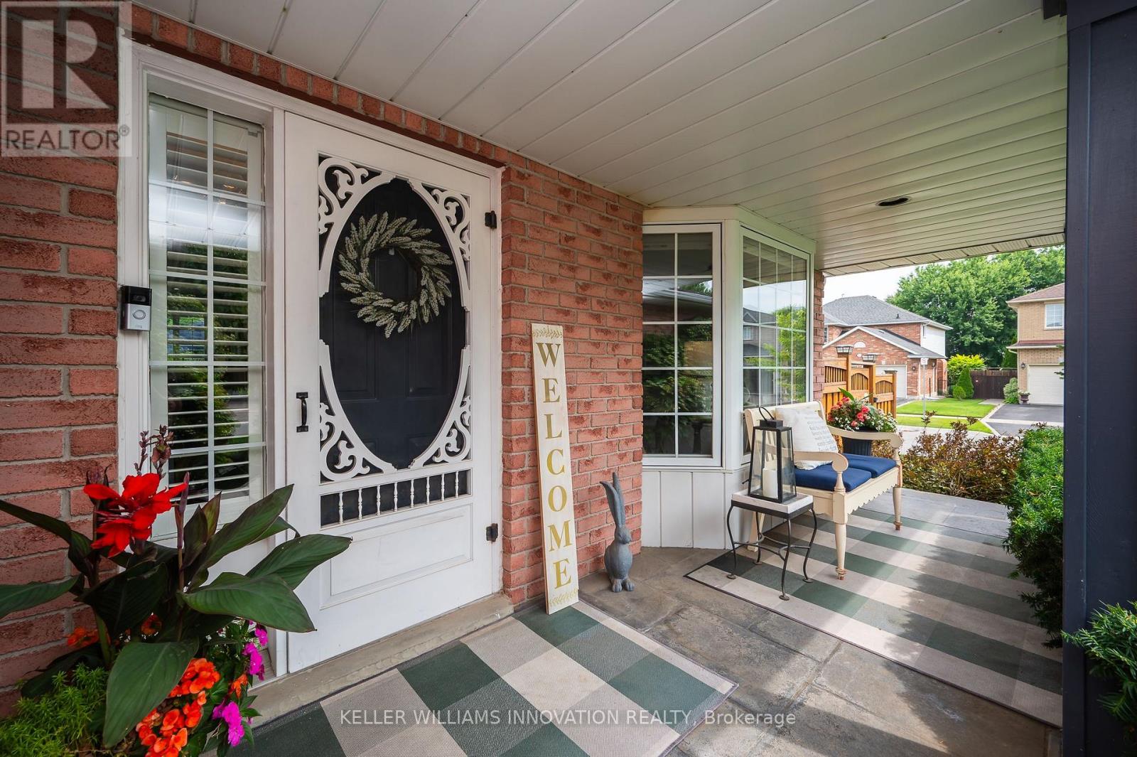 Photo 10 of 2037 Waterbridge Drive, Burlington ON
