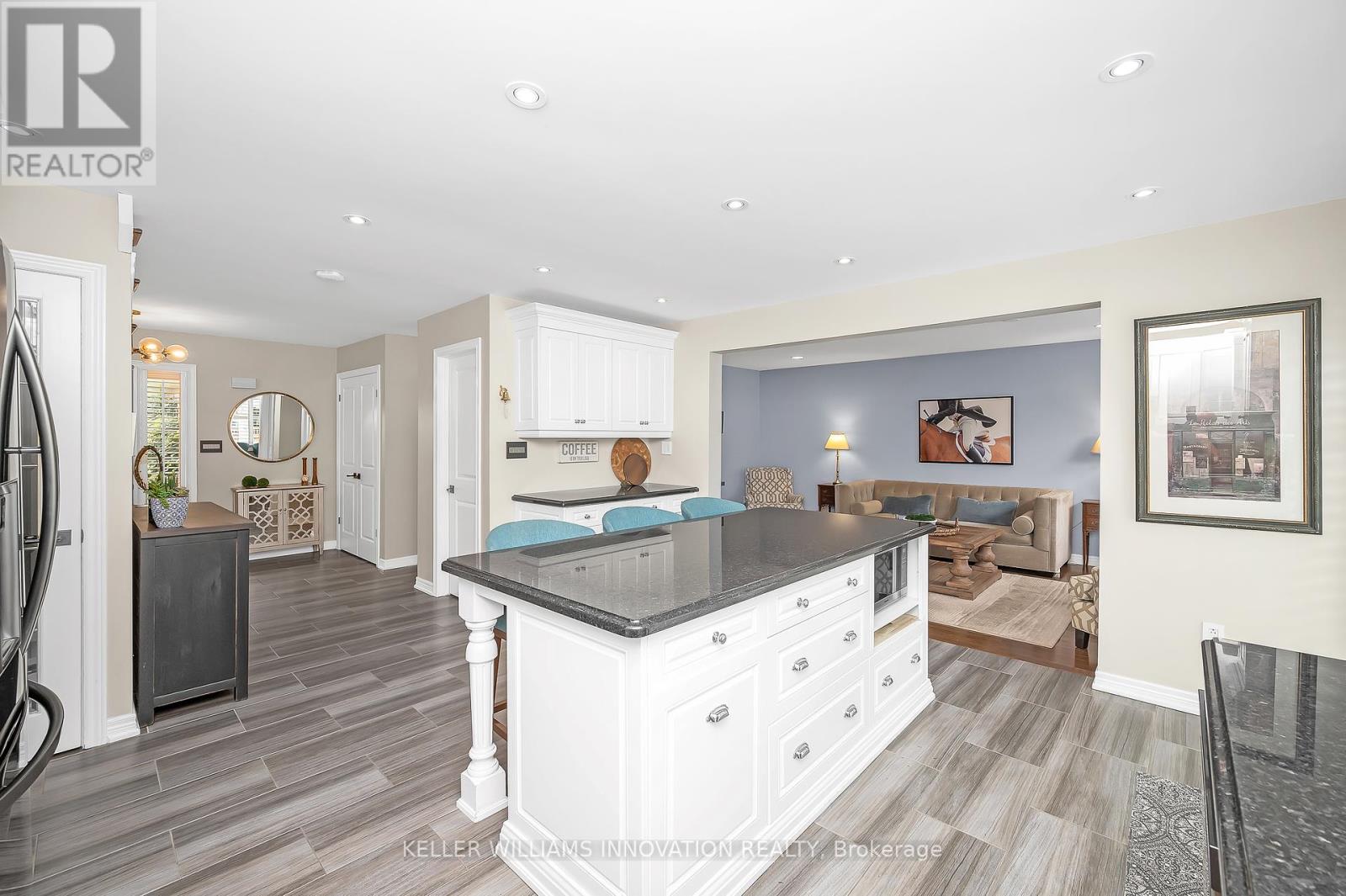 Photo 15 of 2037 Waterbridge Drive, Burlington ON