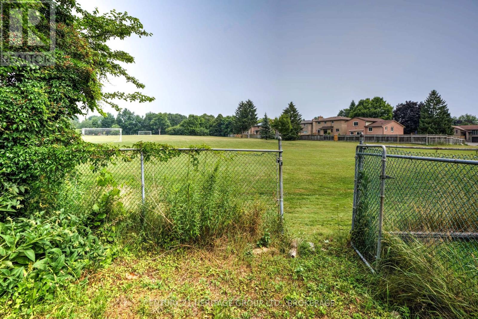 Photo 6 of 836 Milford Drive, Kingston ON