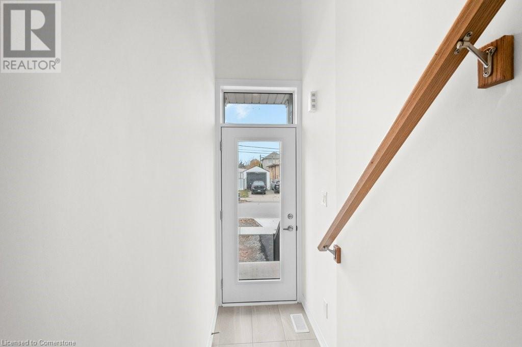 Photo 7 of 13 B Bingham Road, Hamilton ON