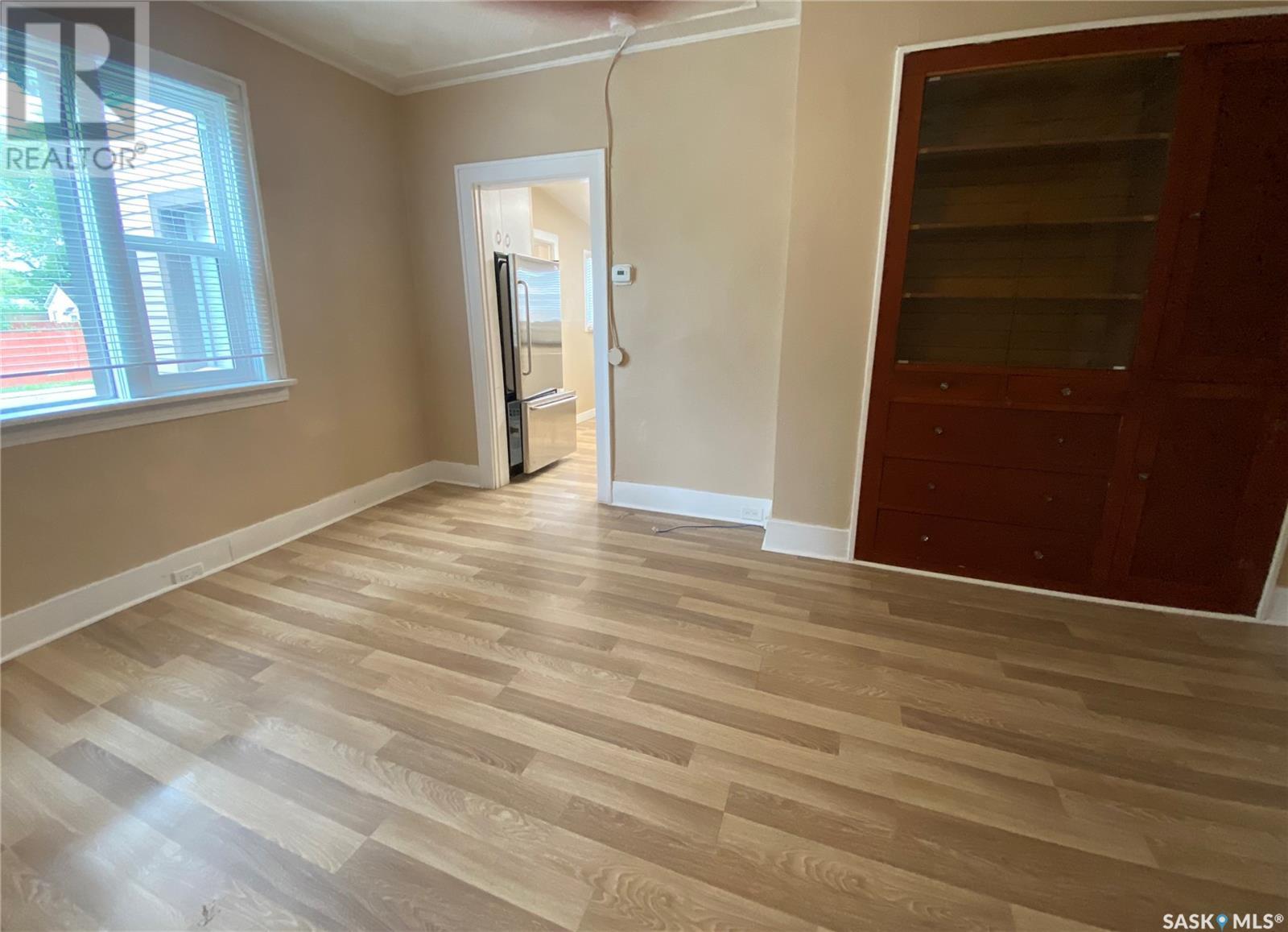 Photo 14 of 702 12 Th Avenue, Regina SK
