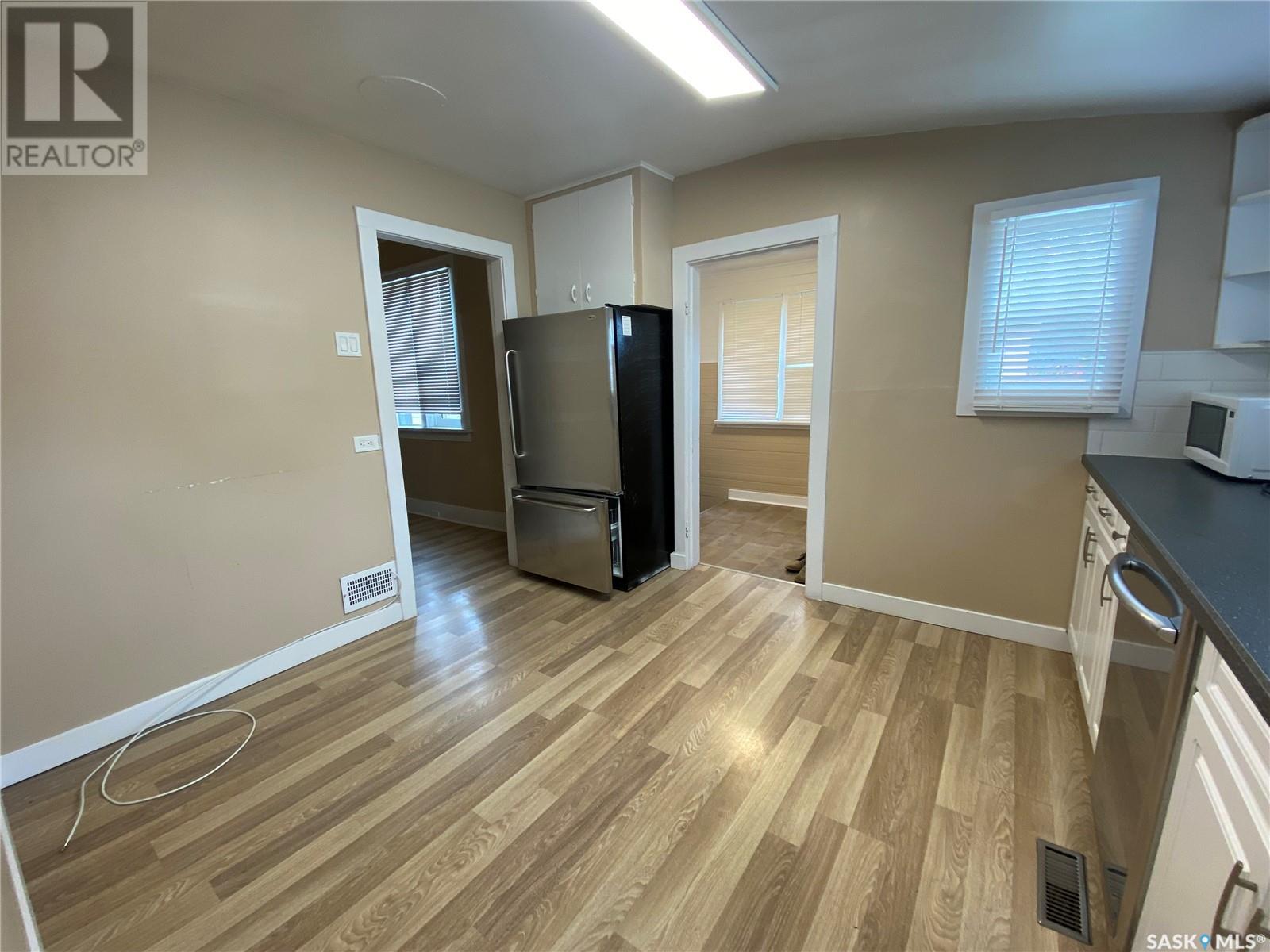 Photo 13 of 702 12 Th Avenue, Regina SK