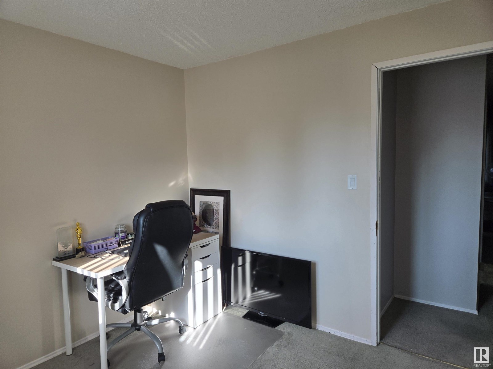 Photo 21 of 14505 23 St Nw, Edmonton AB
