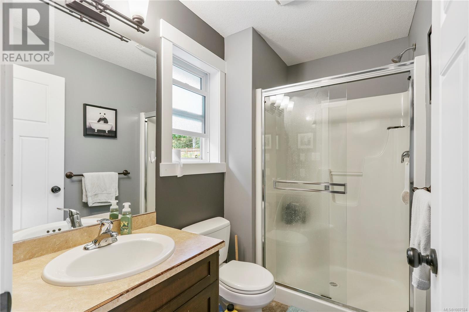 Photo 14 of 1069 Southwood Dr, Nanaimo BC