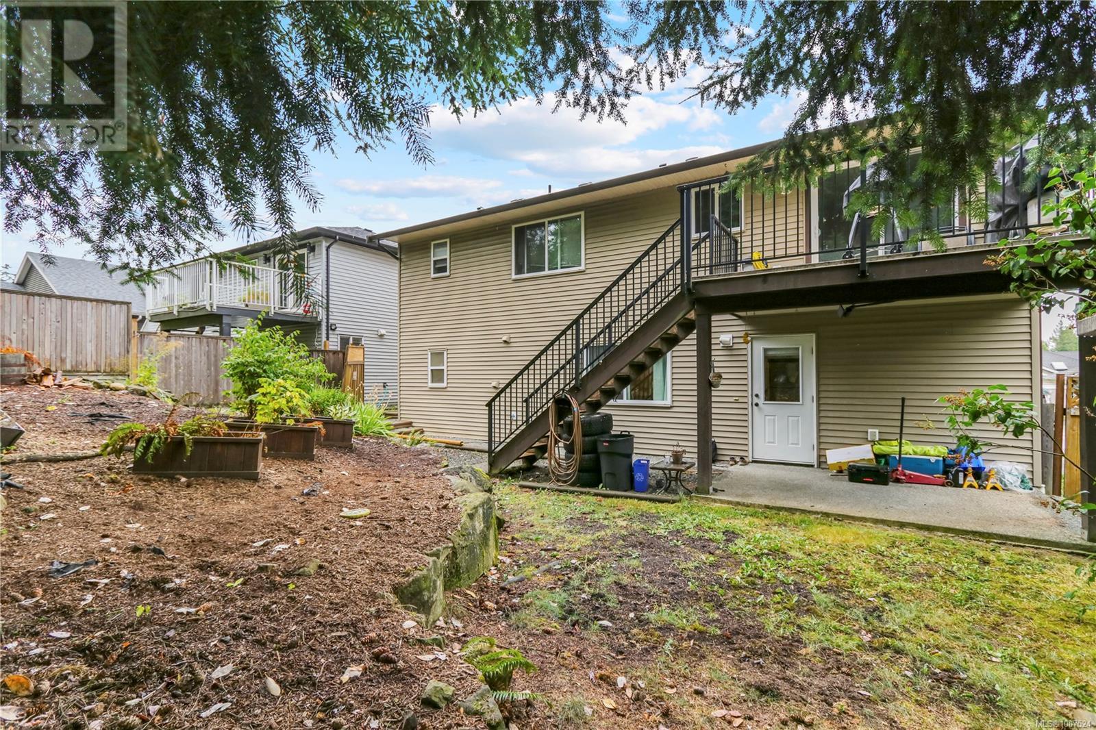 Photo 17 of 1069 Southwood Dr, Nanaimo BC