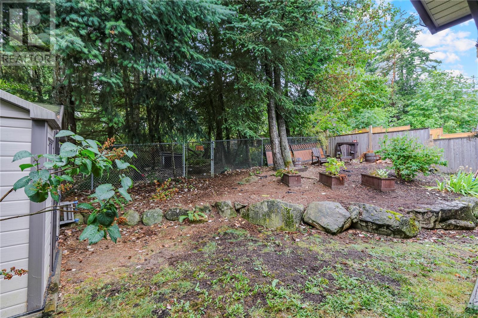 Photo 31 of 1069 Southwood Dr, Nanaimo BC