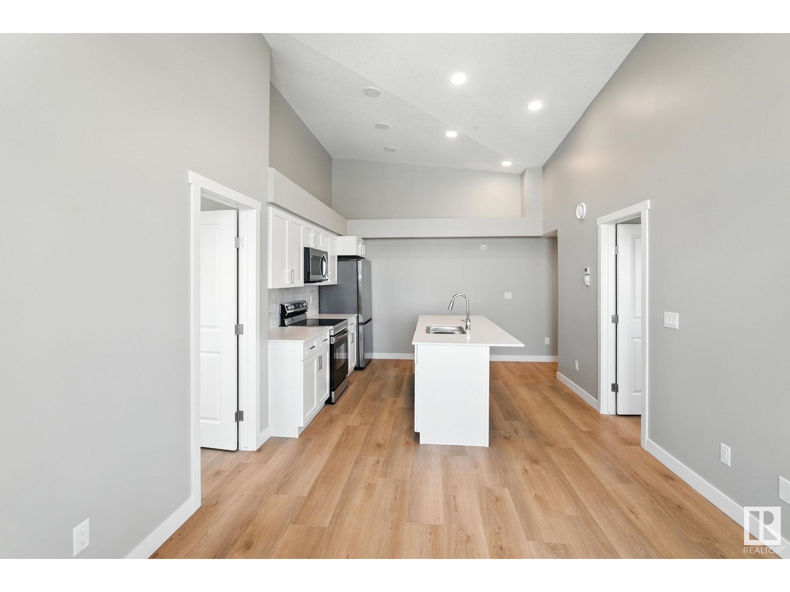 Photo 14 of 428 1506 Tamarack Blv Nw, Edmonton AB