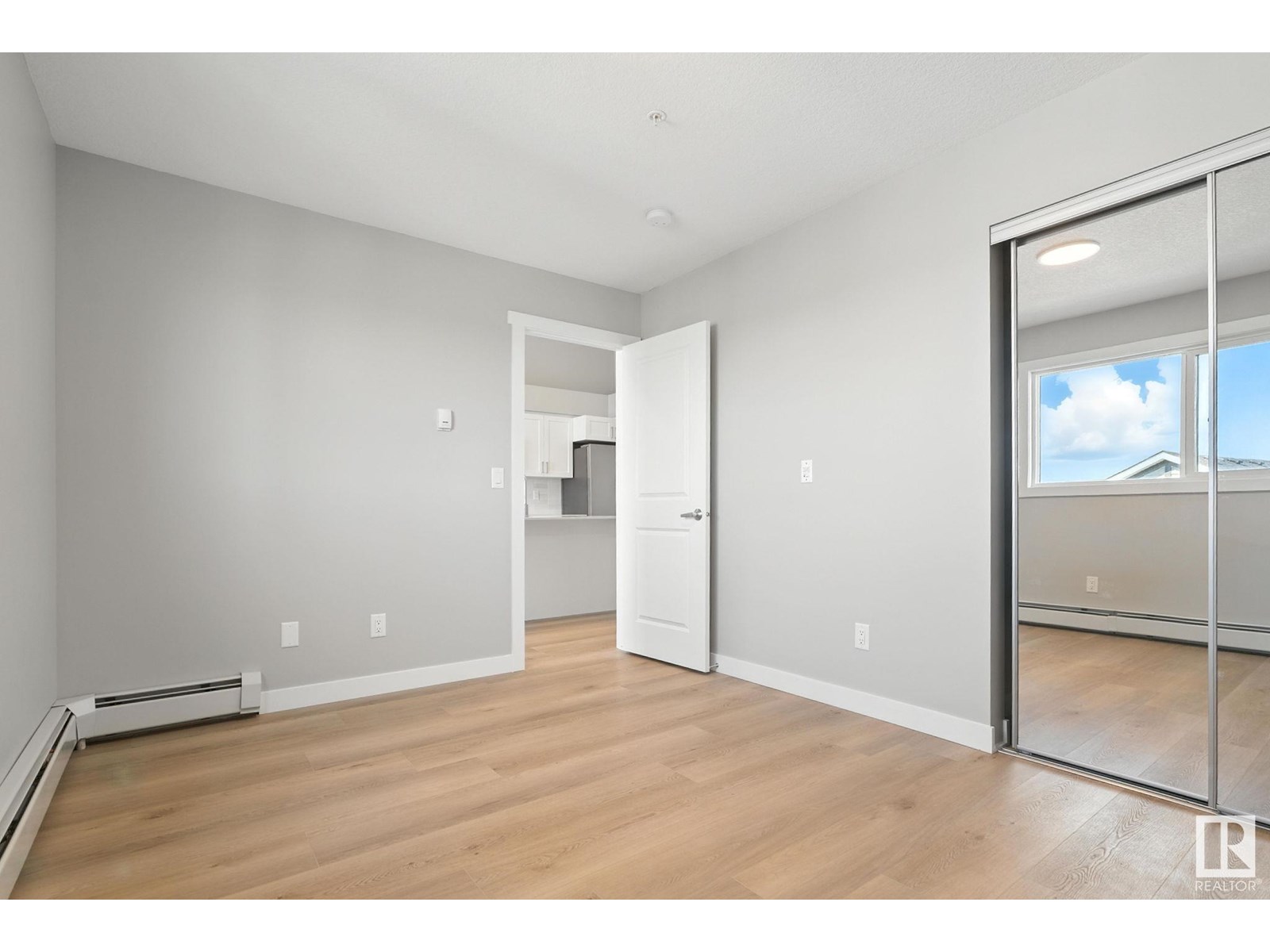 Photo 16 of 428 1506 Tamarack Blv Nw, Edmonton AB