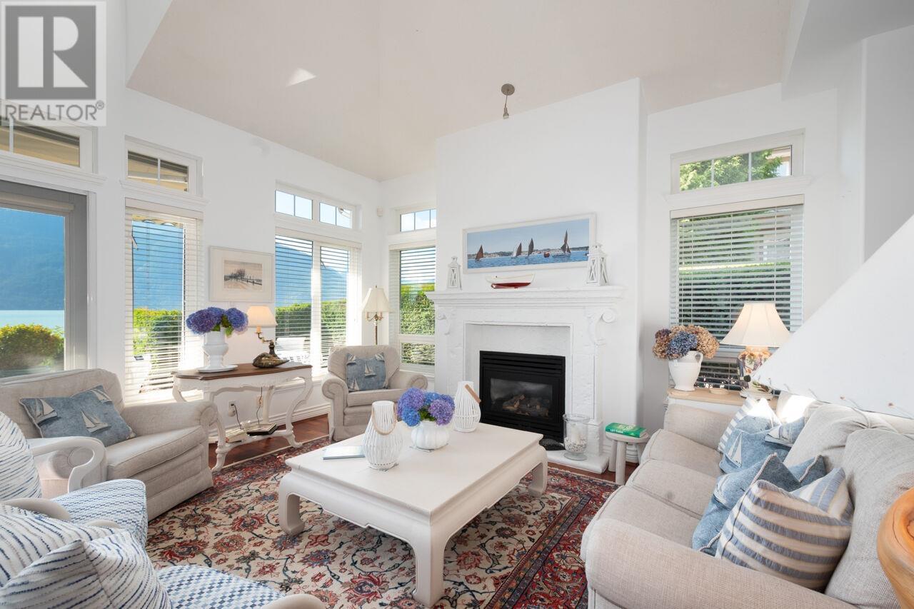 15 BEACH DRIVE, Furry Creek