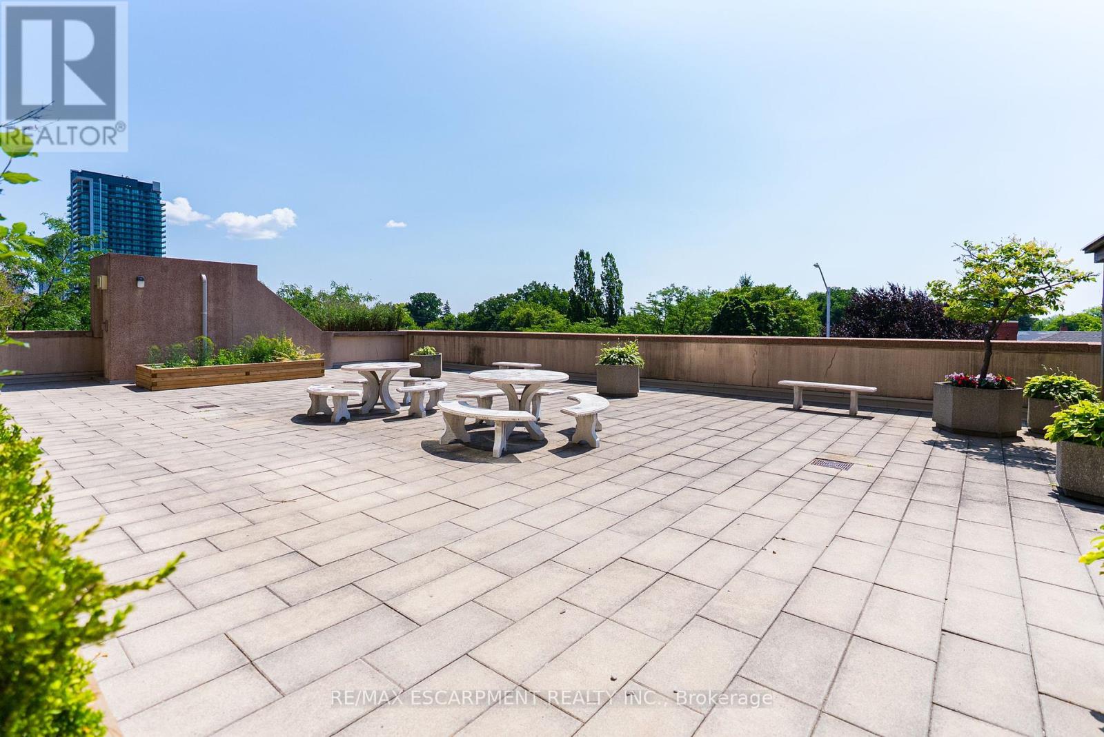 Photo 26 of 409 1 Belvedere Court, Brampton ON