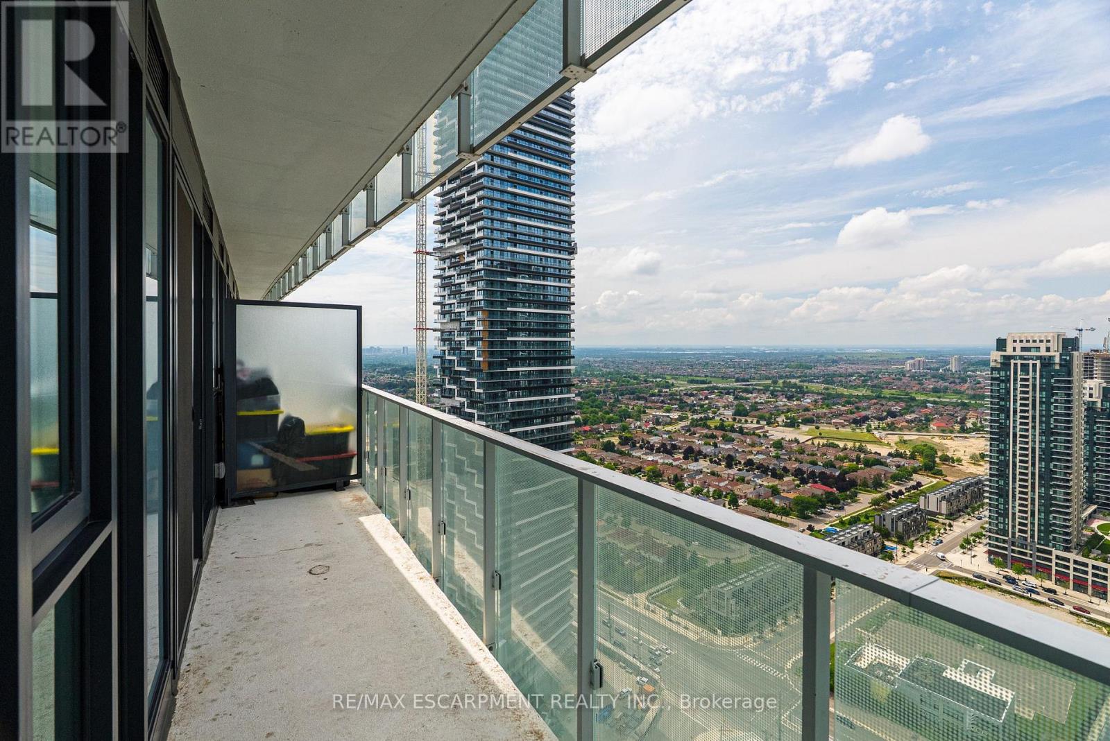 Photo 34 of 3413 3883 Quartz Road, Mississauga ON