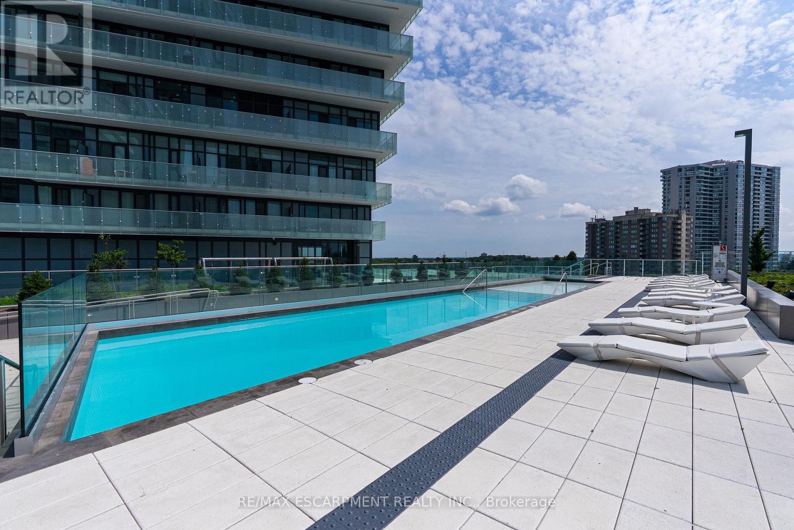Photo 33 of 3413 3883 Quartz Road, Mississauga ON